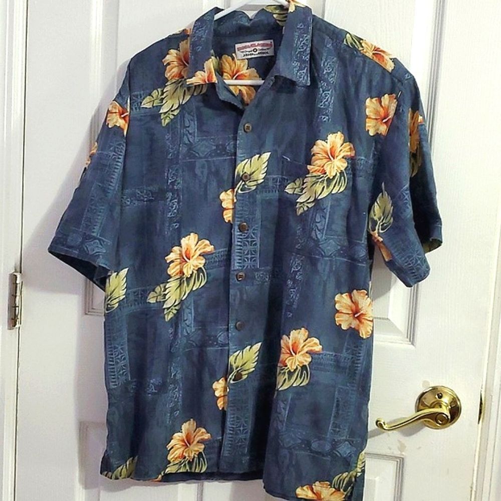 Boca Classics Blue Hawaiian Floral Button Up Shirt Summer Vacation Cruise M